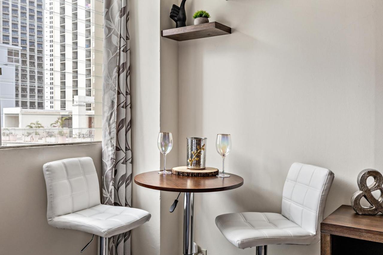 Modern Waikiki Condo Perfect For Beach Getaway! Honolulu Zewnętrze zdjęcie
